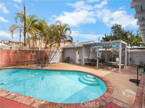 708 S Orange  , Fullerton, CA