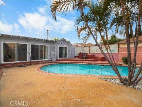 708 S Orange  , Fullerton, CA