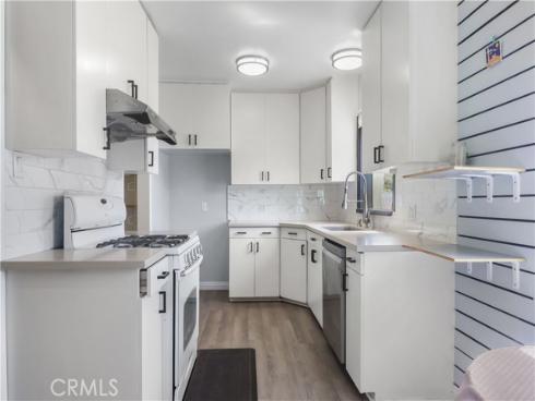 708 S Orange  , Fullerton, CA