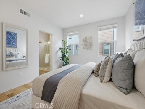 1370  Clementine   Way, Fullerton, CA