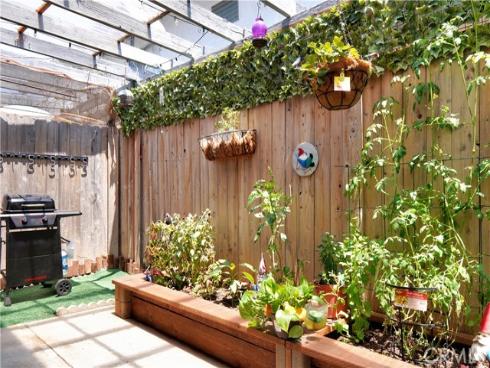 313 N Acacia  C  Avenue, Fullerton, CA