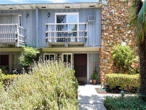 313 N Acacia  C  Avenue, Fullerton, CA