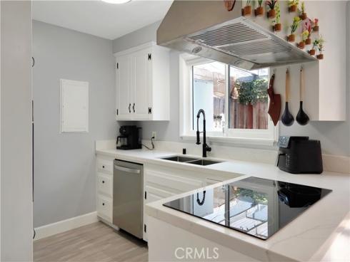 313 N Acacia  C  Avenue, Fullerton, CA