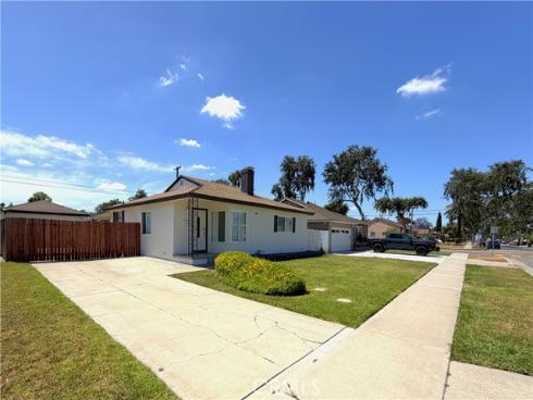 460 W Knepp   Avenue, Fullerton, CA