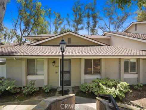 2413 Coventry Cir 121