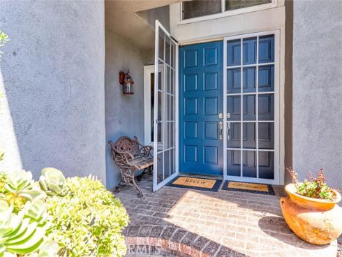 2043  Winterwood  , Fullerton, CA