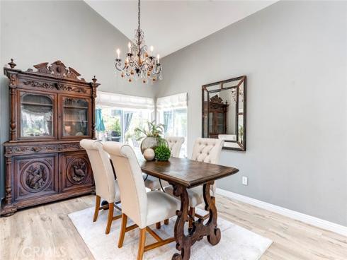 2043  Winterwood  , Fullerton, CA