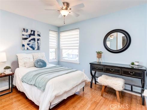 2043  Winterwood  , Fullerton, CA