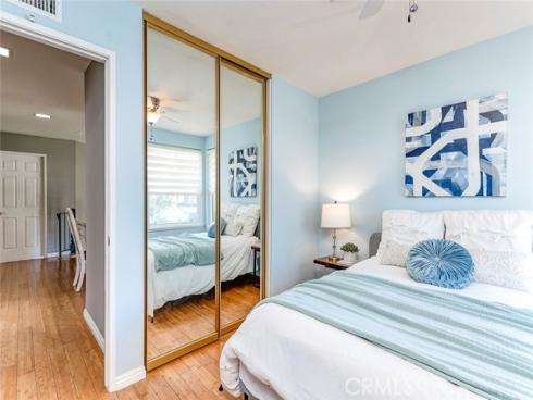 2043  Winterwood  , Fullerton, CA