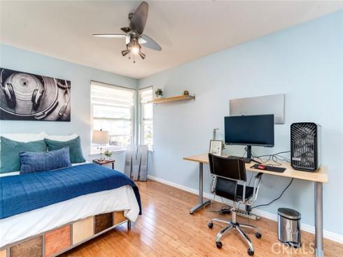 2043  Winterwood  , Fullerton, CA