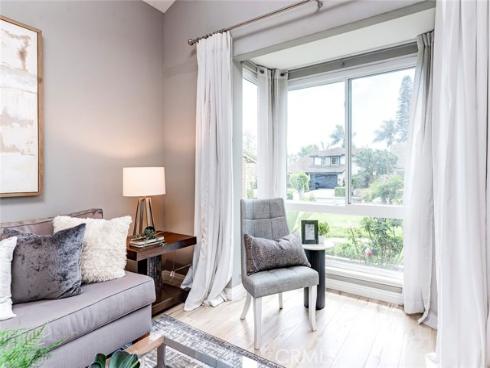 2043  Winterwood  , Fullerton, CA