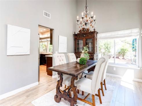 2043  Winterwood  , Fullerton, CA