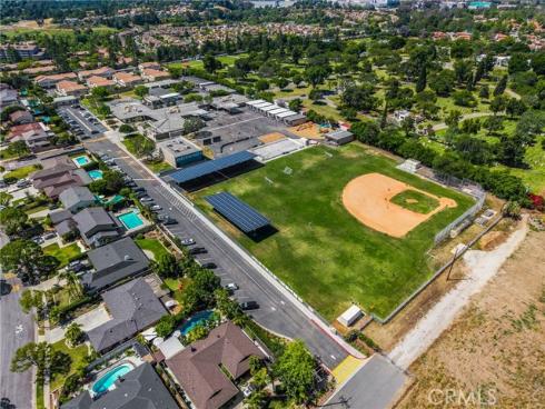 2940  Firethorne Ave  , Fullerton, CA