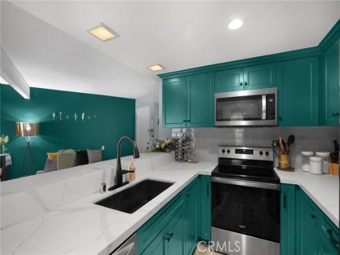 2773  Pine Creek  , Fullerton, CA