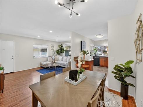 2374 Coventry , Fullerton, CA