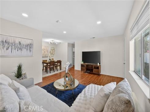 2374 Coventry , Fullerton, CA