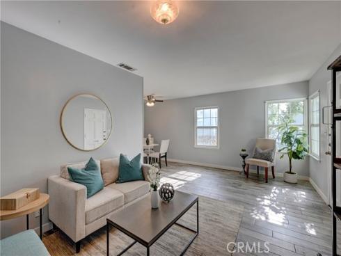 2101 W Ash , Fullerton, CA