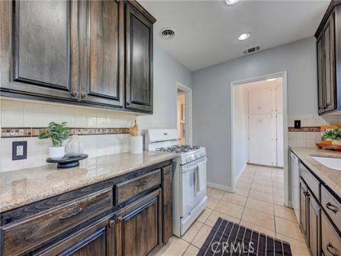 2101 W Ash , Fullerton, CA