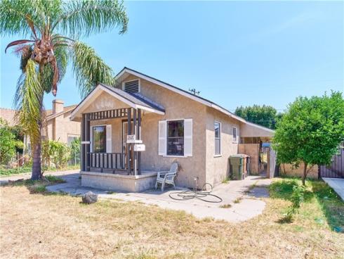 2620 W Olive Avenue, Fullerton, CA