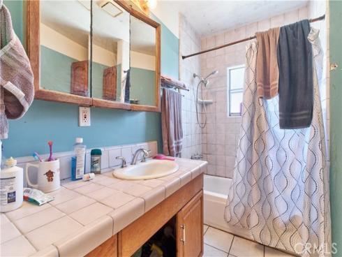 2620 W Olive Avenue, Fullerton, CA