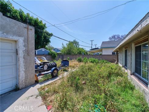 2620 W Olive Avenue, Fullerton, CA