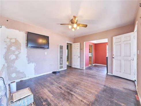 2620 W Olive Avenue, Fullerton, CA