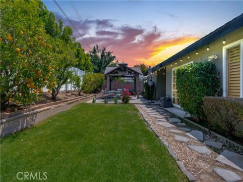 1049 El Mirador , Fullerton, CA
