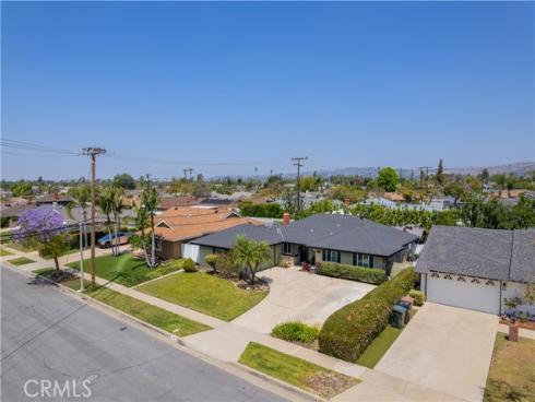 1049 El Mirador , Fullerton, CA