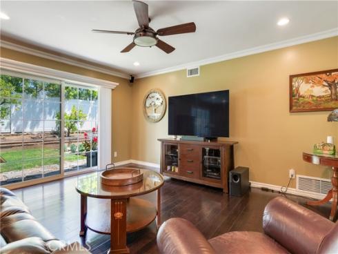 1049 El Mirador , Fullerton, CA
