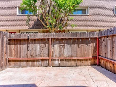 3733 N Harbor 44 , Fullerton, CA