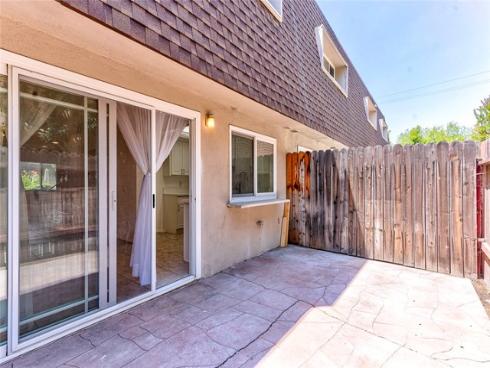 3733 N Harbor 44 , Fullerton, CA