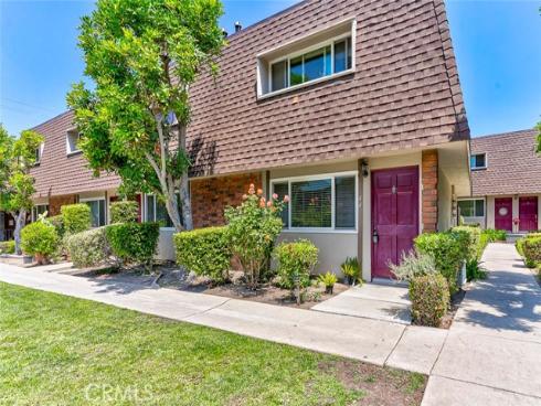 3733 N Harbor 44 , Fullerton, CA