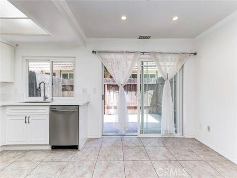 3733 N Harbor 44 , Fullerton, CA
