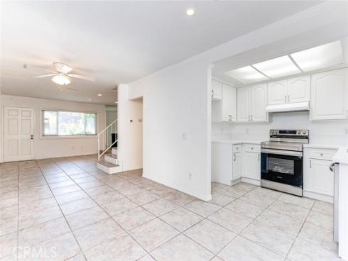 3733 N Harbor 44 , Fullerton, CA