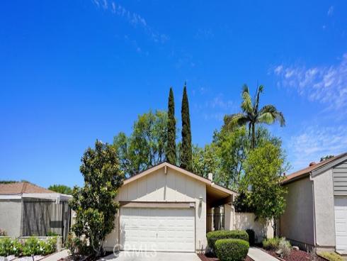 2909 Pinewood Court, Fullerton, CA