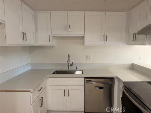 3054 Associated 26 , Fullerton, CA