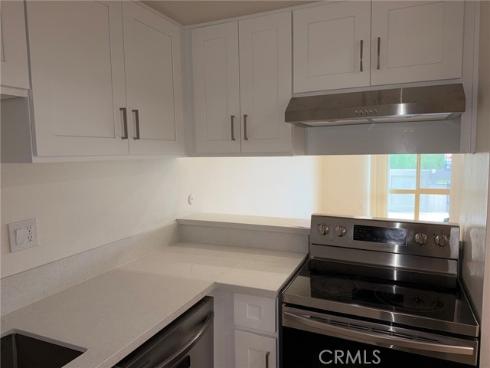 3054 Associated 26 , Fullerton, CA