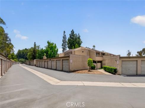 3054 Associated 26 , Fullerton, CA