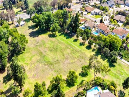 2132  Camino Rey  , Fullerton, CA