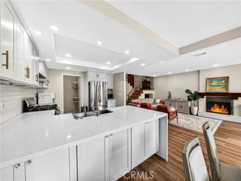802 W Glenwood Circle, Fullerton, CA