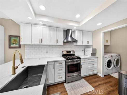 802 W Glenwood Circle, Fullerton, CA