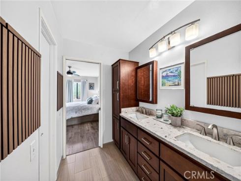 802 W Glenwood Circle, Fullerton, CA