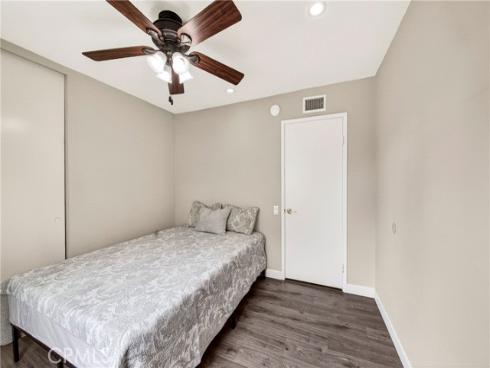 802 W Glenwood Circle, Fullerton, CA