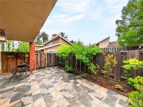 802 W Glenwood Circle, Fullerton, CA