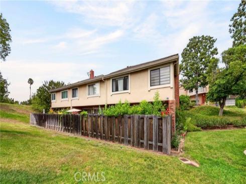802 W Glenwood Circle, Fullerton, CA