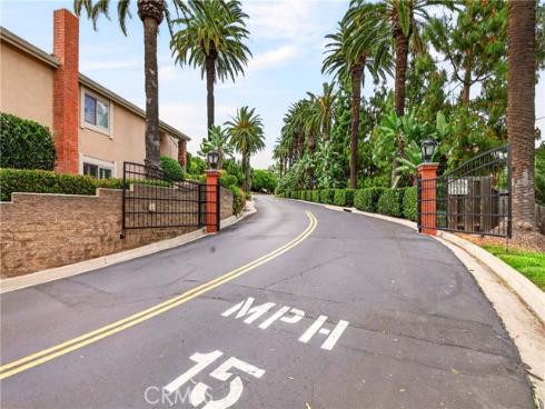 802 W Glenwood Circle, Fullerton, CA