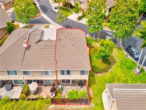 802 W Glenwood Circle, Fullerton, CA