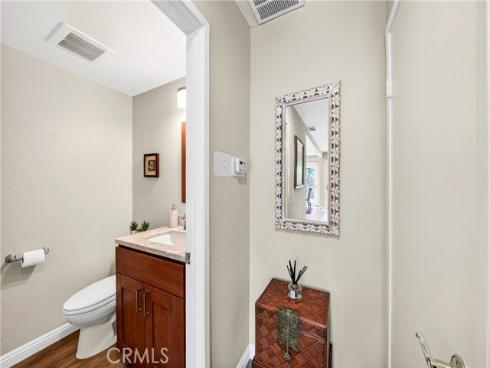 802 W Glenwood Circle, Fullerton, CA