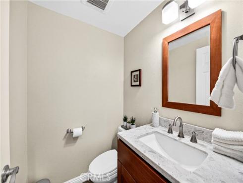 802 W Glenwood Circle, Fullerton, CA
