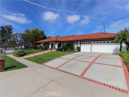 2801 Altivo , Fullerton, CA